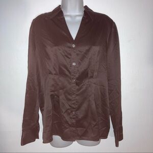2/$25 East5th Matte Satin Long Sleeve Button Front Top L
